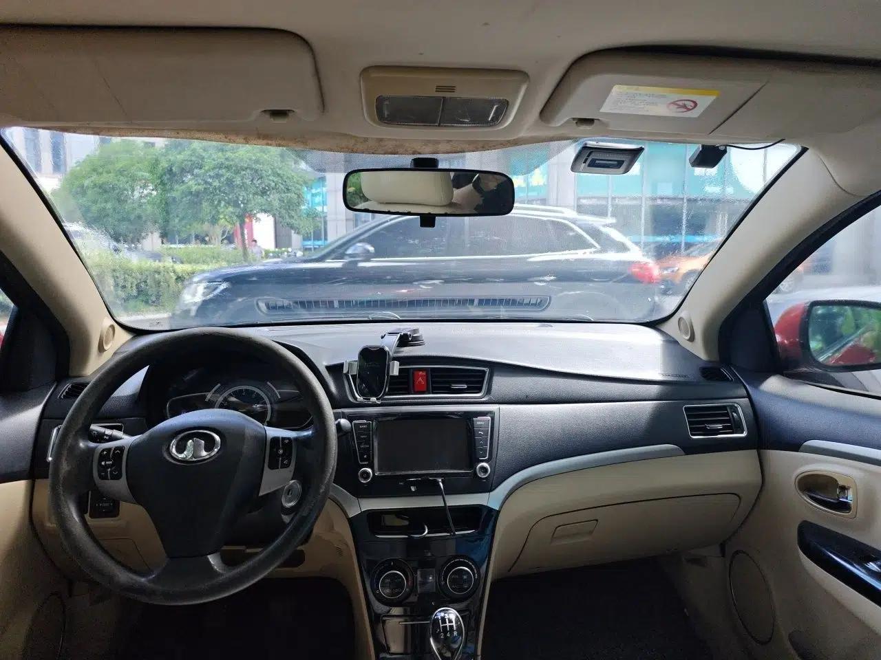 Great Wall C30 2013 1.5L Manual Luxury Model — миниатюра 9