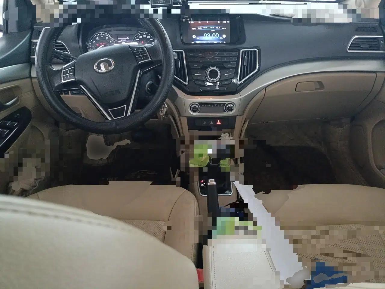 Great Wall C30 2016 1.5L AMT Luxury Model — миниатюра 9
