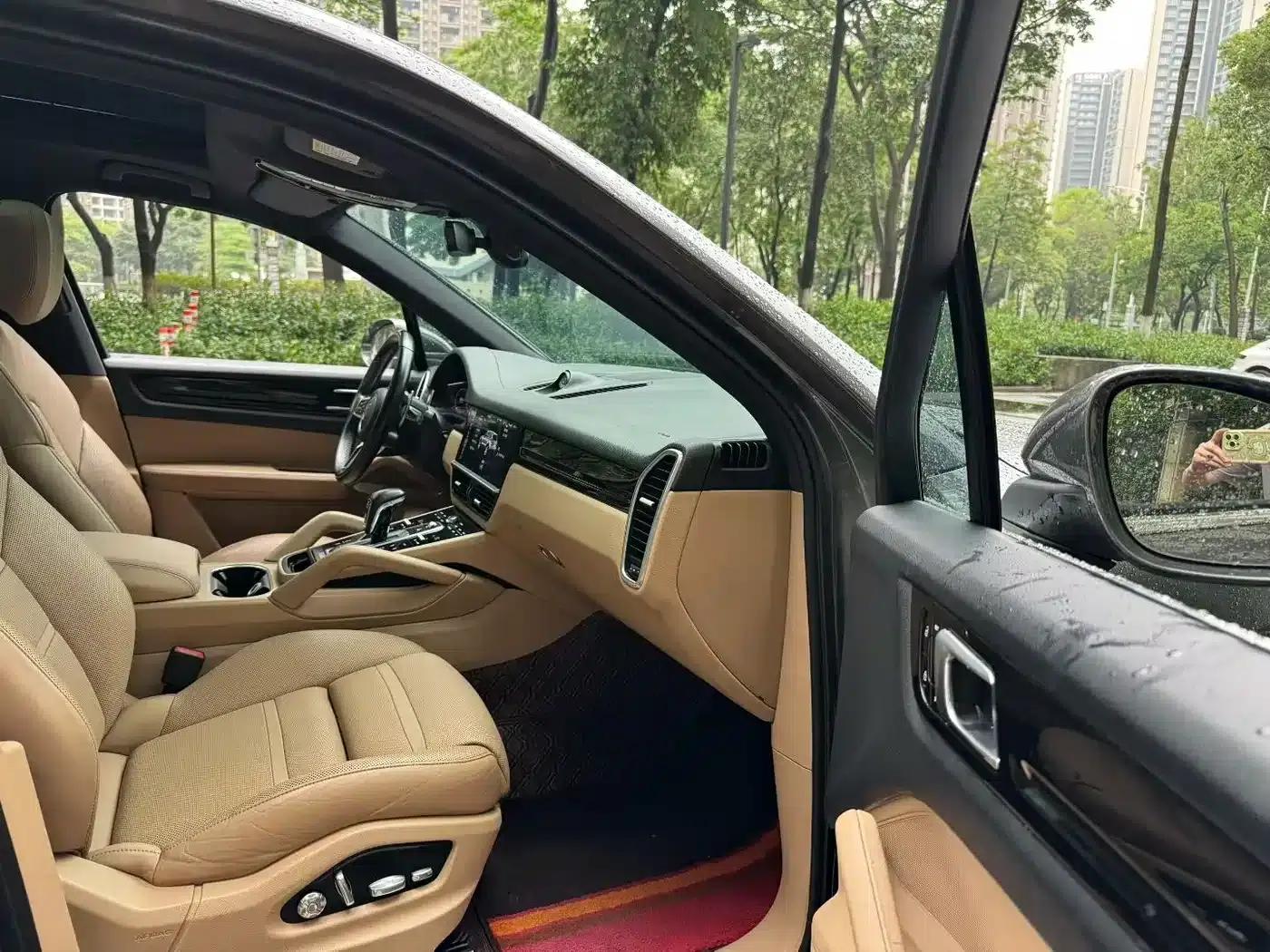 2019 Cayenne E-Hybrid 2.0T — миниатюра 8