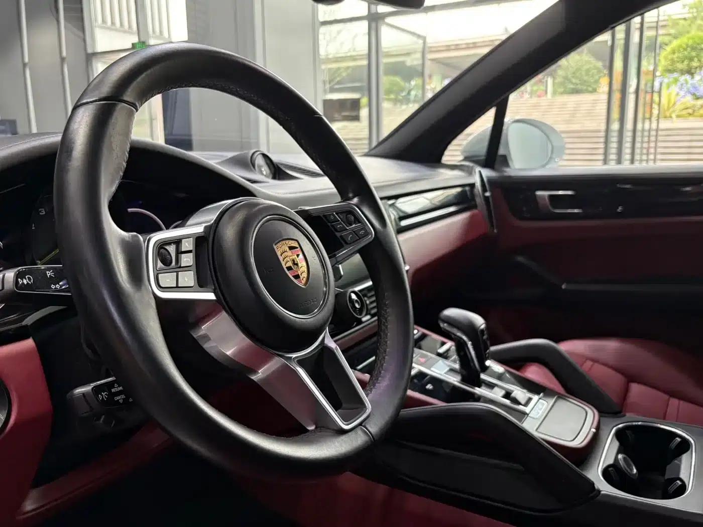 2019 Cayenne E-Hybrid 2.0T — миниатюра 12