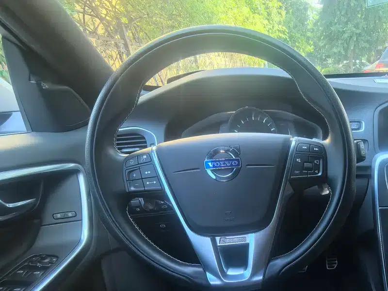2014 Volvo V60 Facelift T5 Sport Edition — миниатюра 14