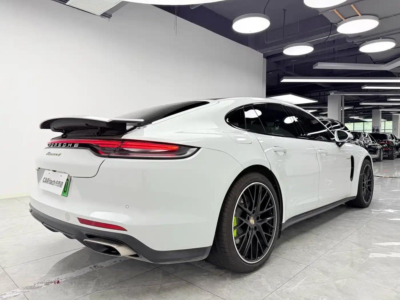 2022 Panamera 4 E-Hybrid Platinum Edition 2.9T — миниатюра 6