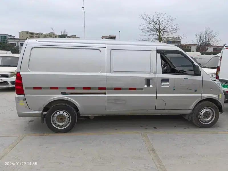 Wuling EV50 2021 model van logistics vehicle with Huishitong Penghui 43.2kWh Tongyu electric control system. — миниатюра 4