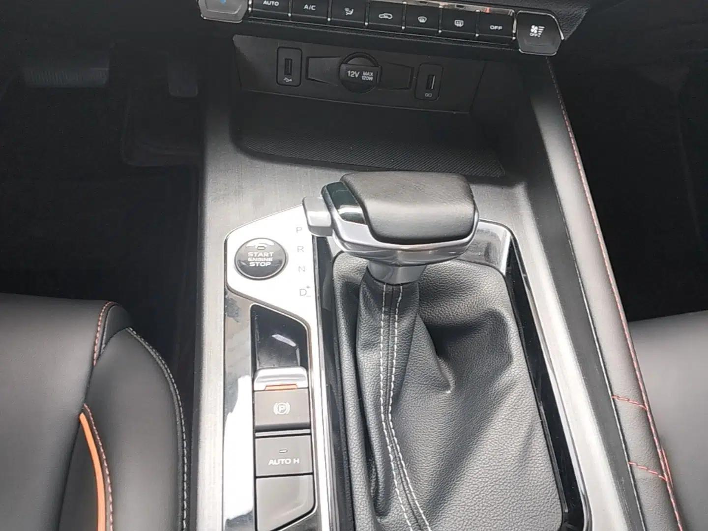 CHANGAN OSHAN X7 PLUS 2022 1.5T Blue Whale Edition Automatic Prestige Version — миниатюра 16