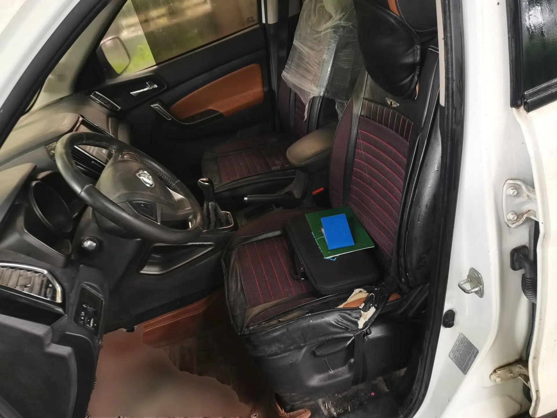 CHANGAN OSHAN CX70 2016 1.6L Manual Smart Connect Version — миниатюра 15