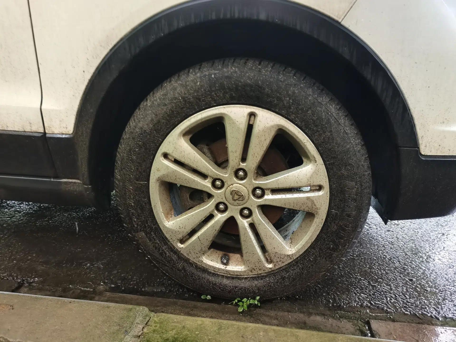 CHANGAN OSHAN CX70 2016 1.6L Manual Smart Connect Version — миниатюра 8