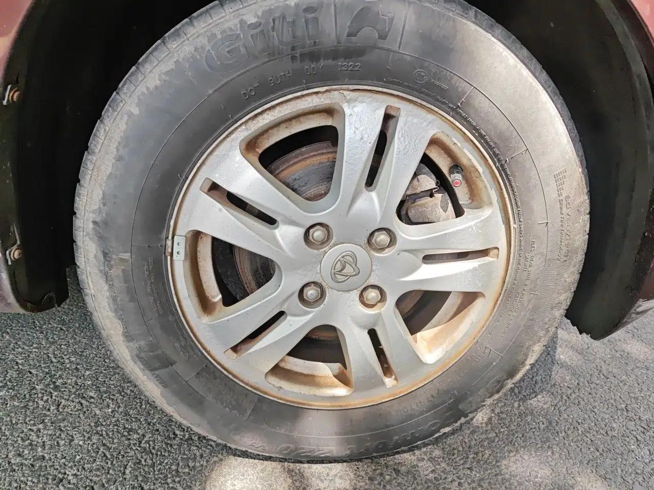 CHANGAN OSHAN Olisway 2013 1.2L Manual Comfort Model — миниатюра 8