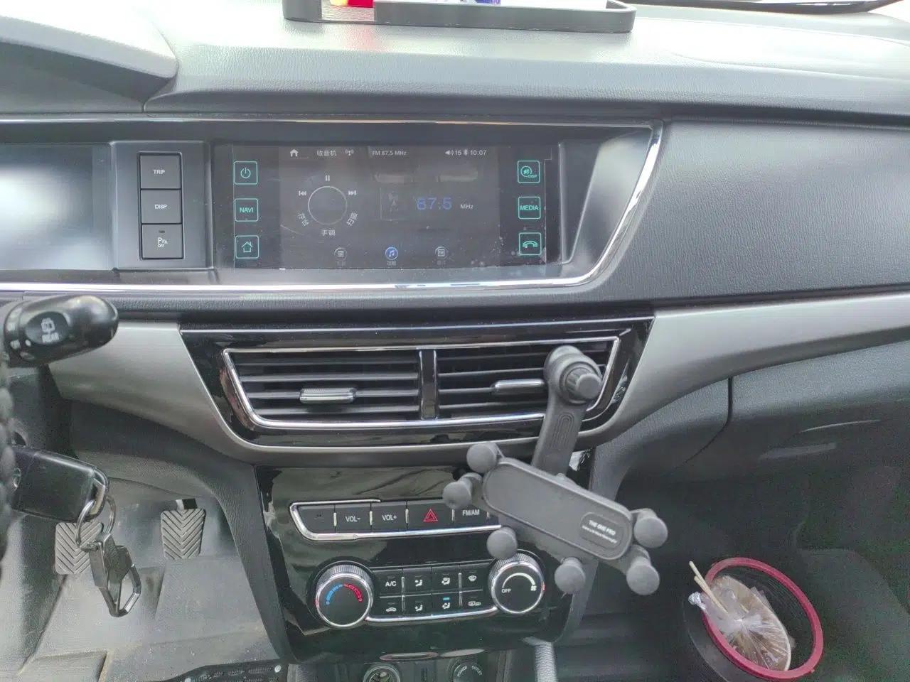 CHANGAN KAICHENG Oushang A600 2016 1.5L Manual Luxury 7-Seater — миниатюра 13
