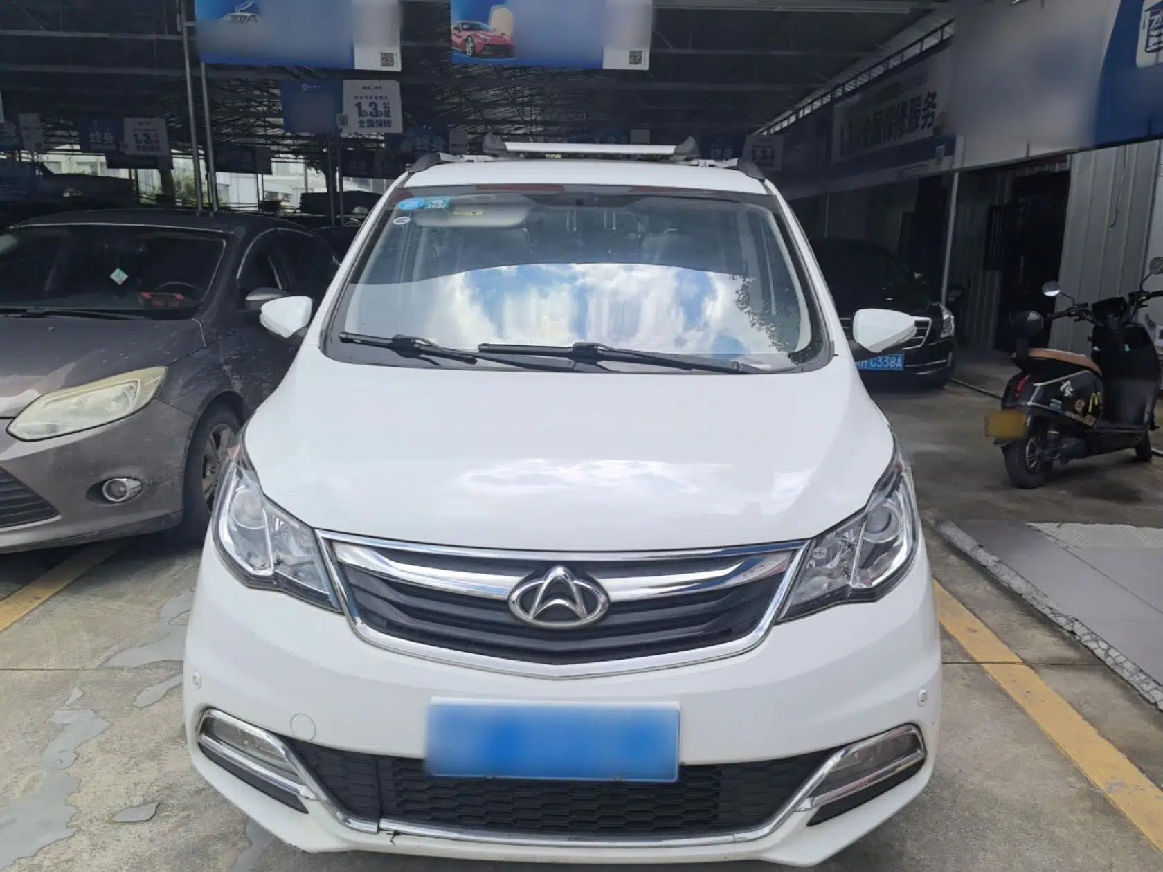 CHANGAN KAICHENG Oushang A600 2016 1.5L Manual Luxury 7-Seater — миниатюра 2
