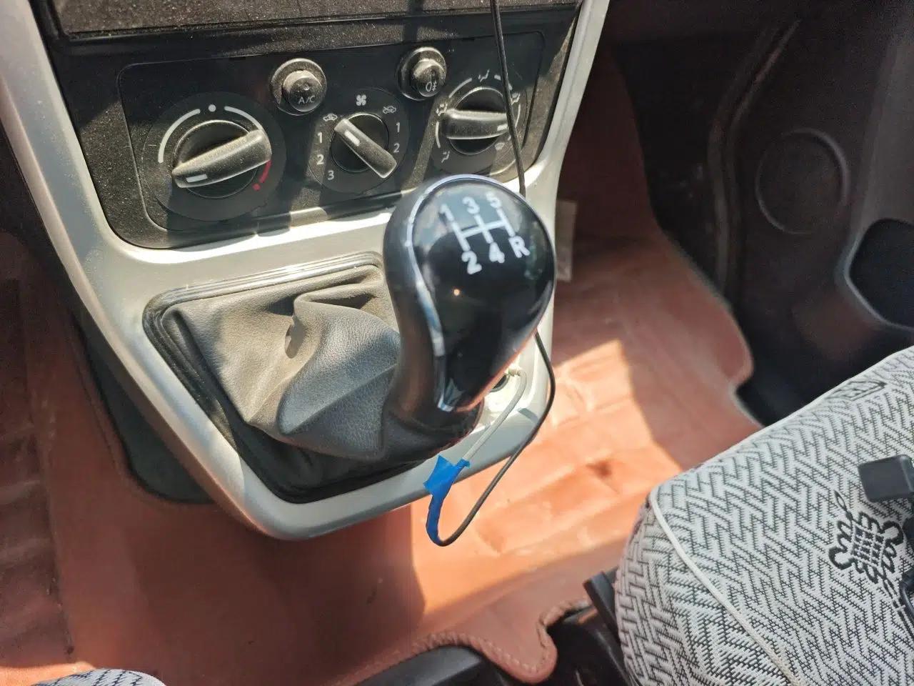 CHANGAN KAICHENG Ruixing M90 2021 2.0L Standard High-Roof Dual-Door 7-Seater LJ481Q6 — миниатюра 14