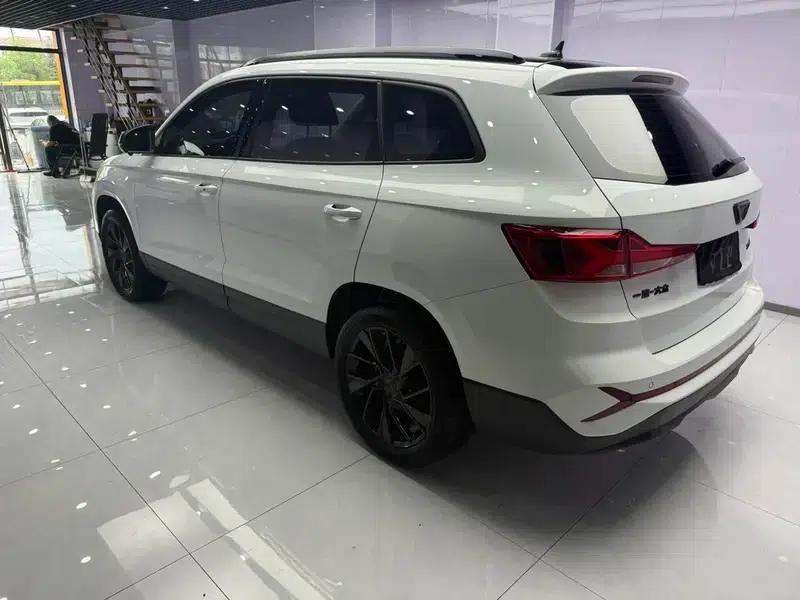 Jetta VS7 2023 280TSI Automatic High-Gloss Enjoy Edition — миниатюра 4