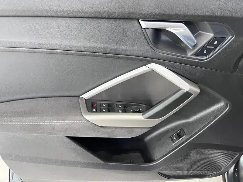 Audi Q3 2022 35 TFSI Fashion Dynamic Edition — миниатюра 9