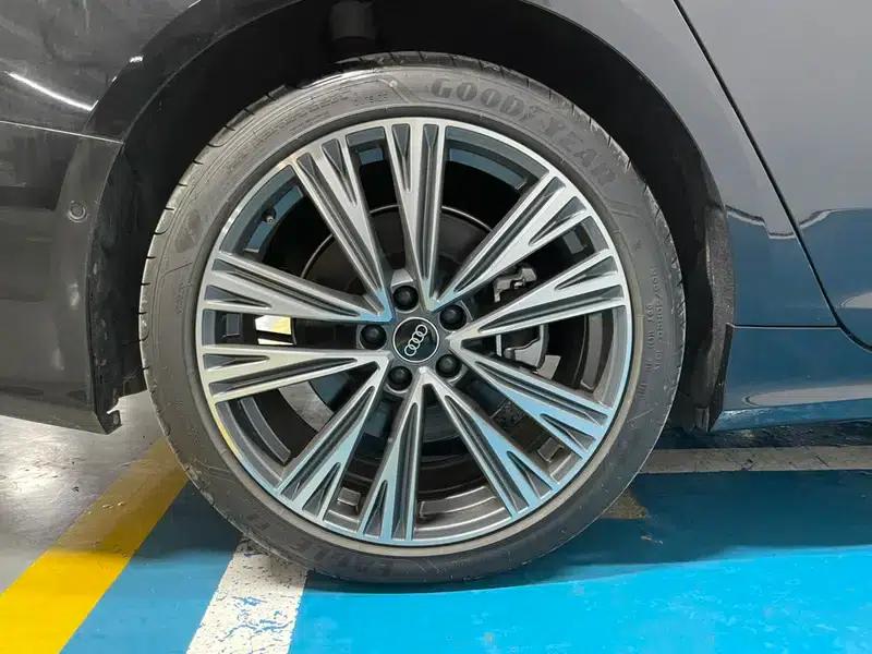 Audi A6L 2025 45 TFSI quattro Premium Dynamic Edition — миниатюра 6