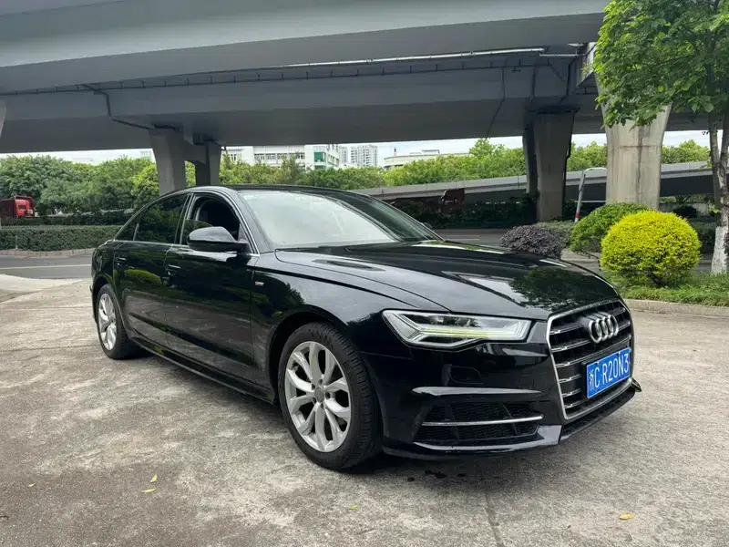 Audi A6L 2018 30th Anniversary Edition 35 TFSI Fashion Model — миниатюра 3