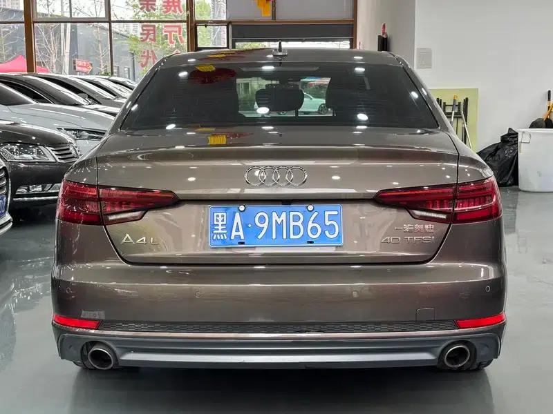 Audi A4L 2018 30th Anniversary Edition 40 TFSI Fashion Model — миниатюра 5