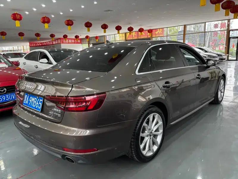 Audi A4L 2018 30th Anniversary Edition 40 TFSI Fashion Model — миниатюра 6