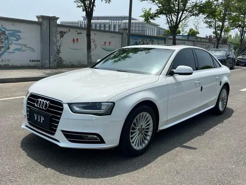 Audi A4L 2016 35 TFSI Classic Edition Automatic Standard Model — миниатюра 1