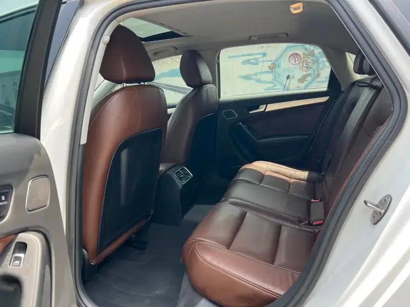Audi A4L 2016 35 TFSI Classic Edition Automatic Standard Model — миниатюра 15