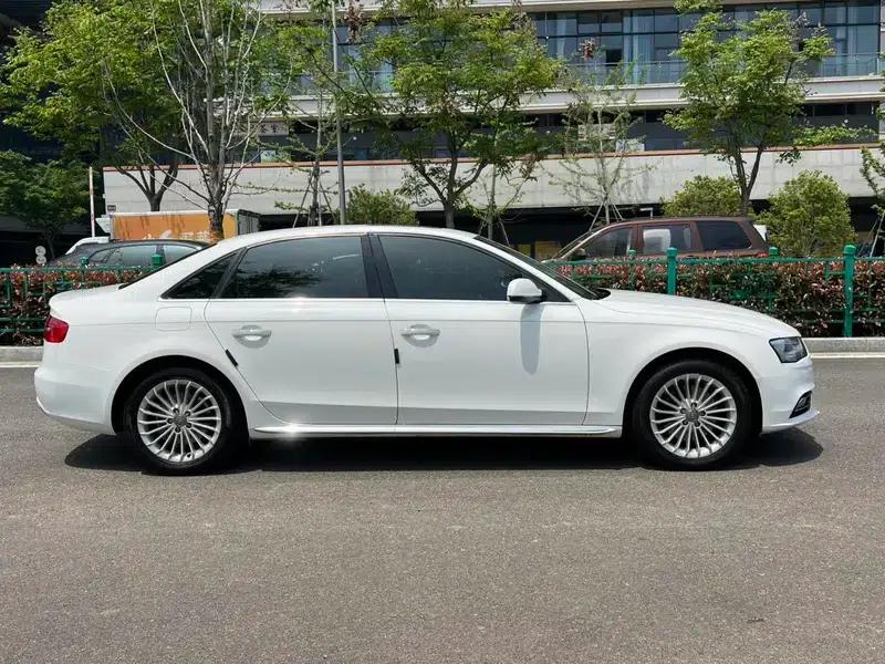 Audi A4L 2016 35 TFSI Classic Edition Automatic Standard Model — миниатюра 7