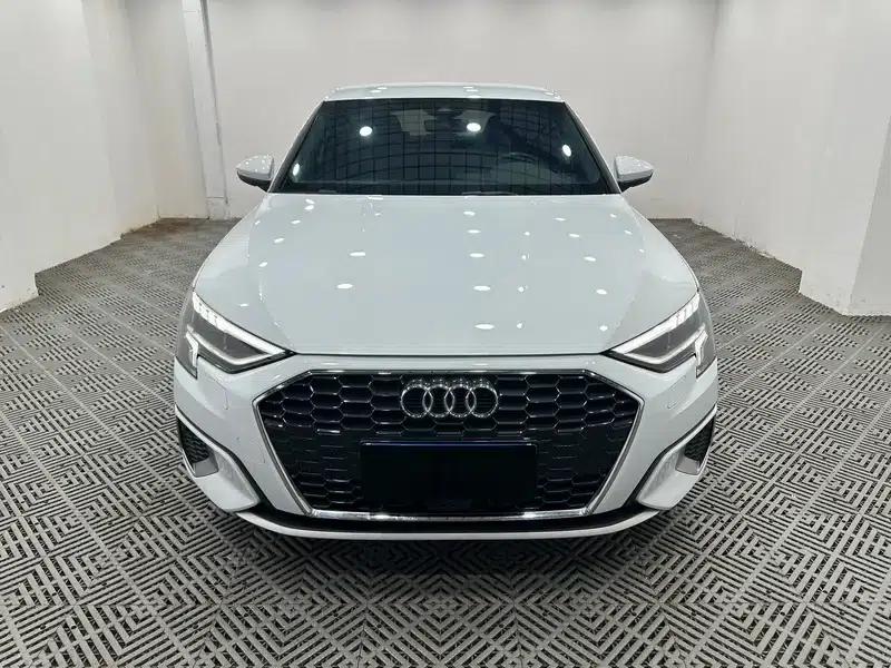 Audi A3 2022 Sportback 35 TFSI Progressive Sport — миниатюра 2