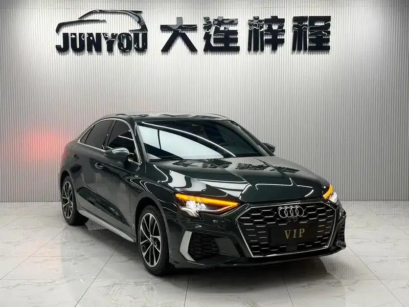 Audi A3 2023 Facelift A3L Limousine 35 TFSI Progressive Sport — миниатюра 3