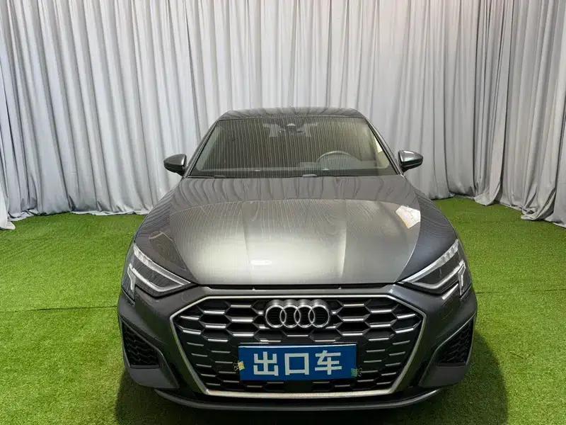 Audi A3 2022 Sportback 35 TFSI Fashion Sport — миниатюра 2