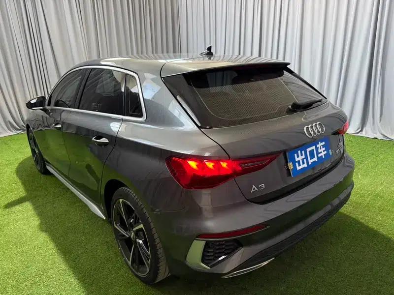 Audi A3 2022 Sportback 35 TFSI Fashion Sport — миниатюра 4
