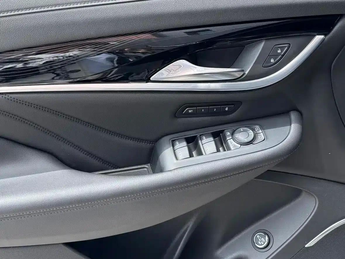 Enclave 2020 28T AWD Premium Flagship — миниатюра 7