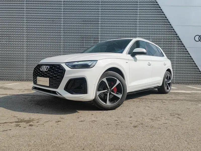 Audi Q5L 2022 40T Luxury Dynamic — миниатюра 1