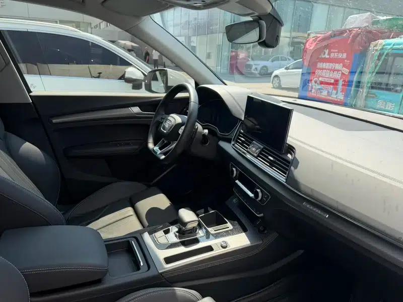 Audi Q5L 2022 40T Luxury Dynamic — миниатюра 19