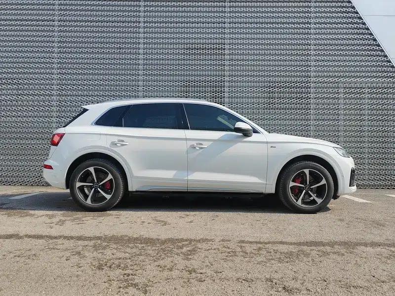 Audi Q5L 2022 40T Luxury Dynamic — миниатюра 5