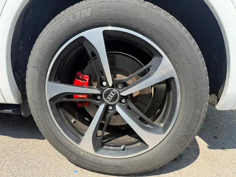 Audi Q5L 2022 40T Luxury Dynamic — миниатюра 9