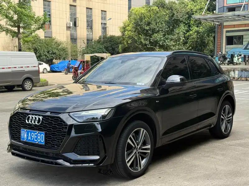 Audi Q5L 2023 40T Luxury Dynamic — миниатюра 1