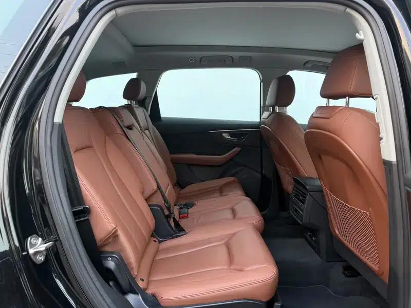 Audi Q7 2024 45 TFSI quattro S line Sport — миниатюра 11