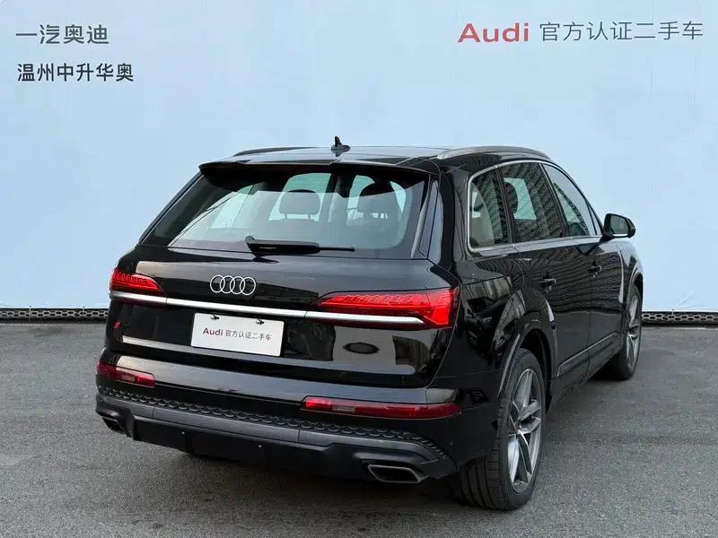 Audi Q7 2024 45 TFSI quattro S line Sport — миниатюра 4