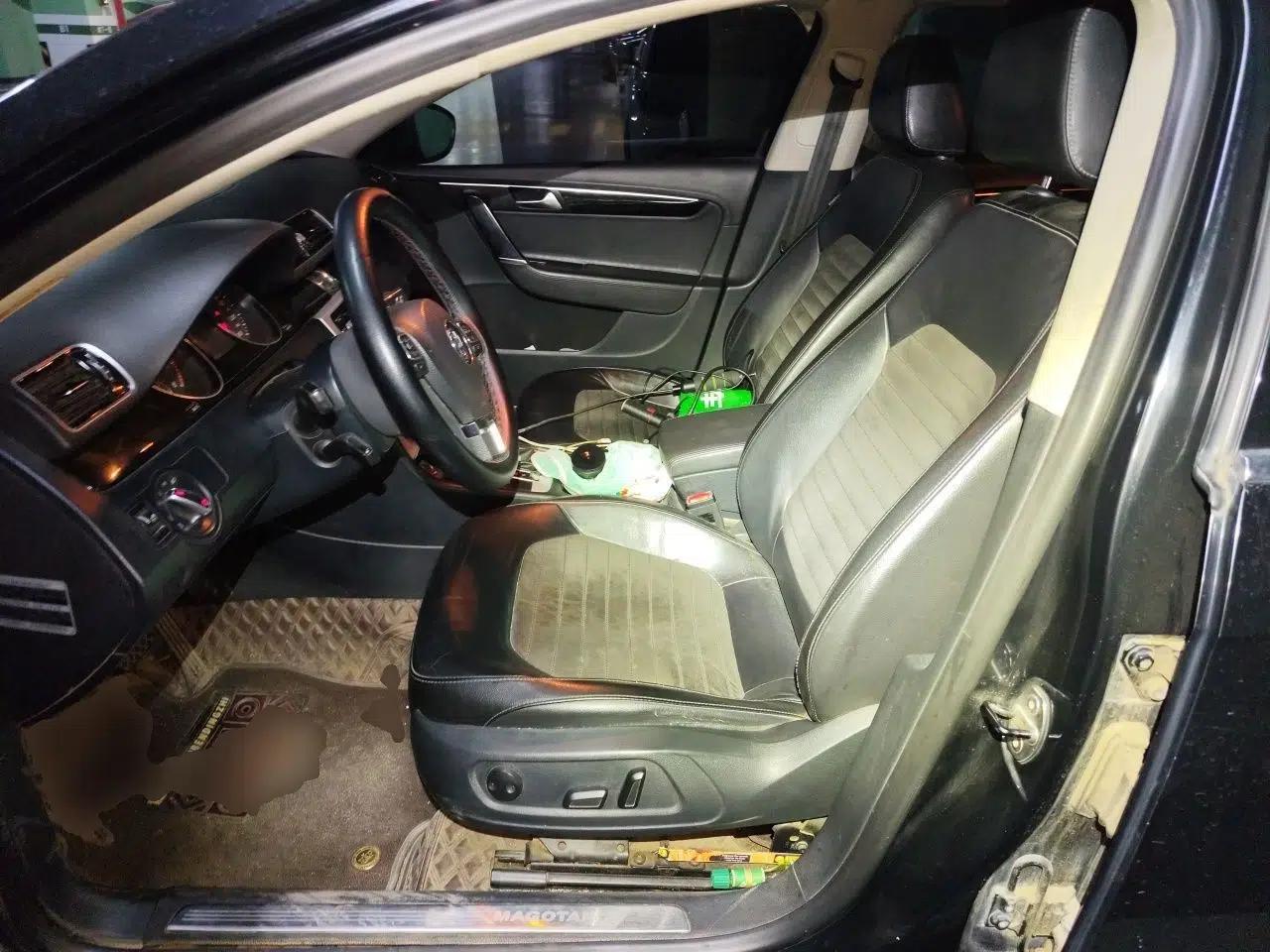 Volkswagen Magotan 2015 1.8TSI Luxury Model — миниатюра 15