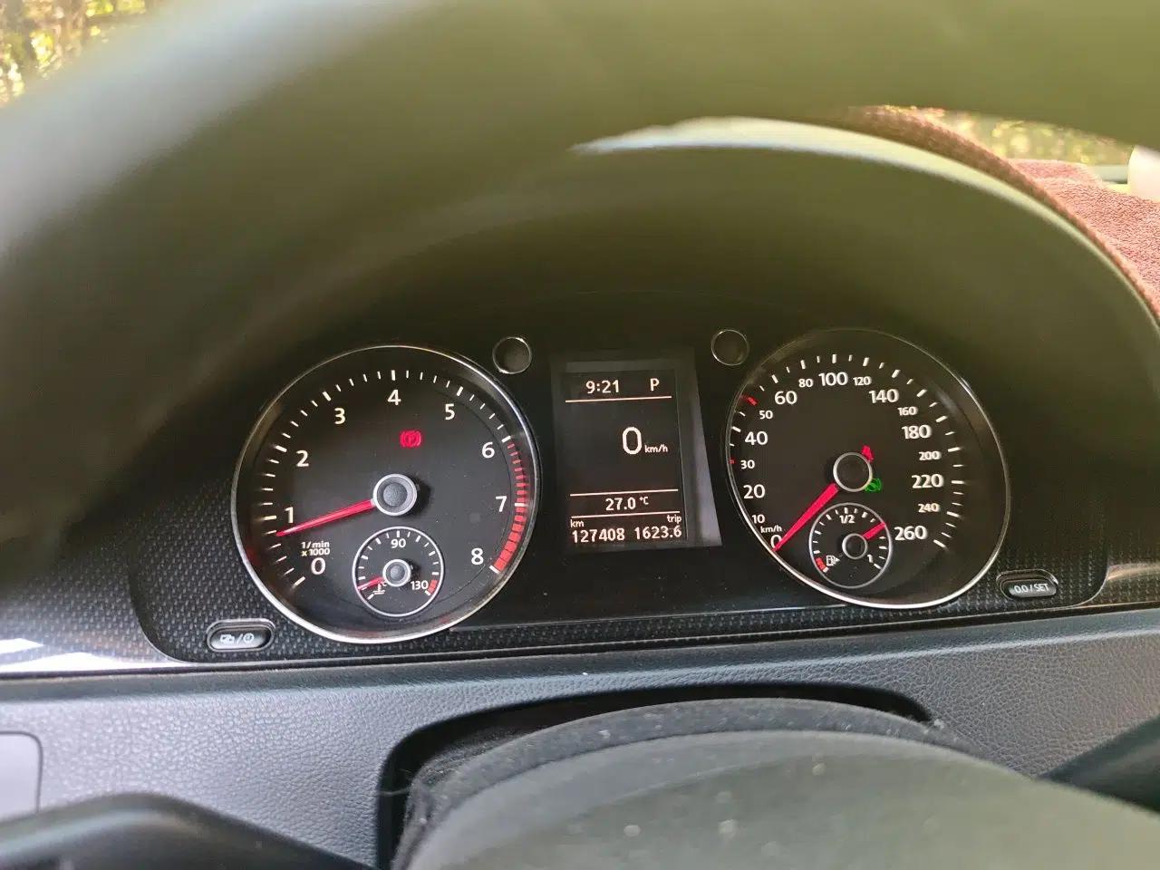Volkswagen Magotan 2013 2.0 TSI Luxury Model — миниатюра 11