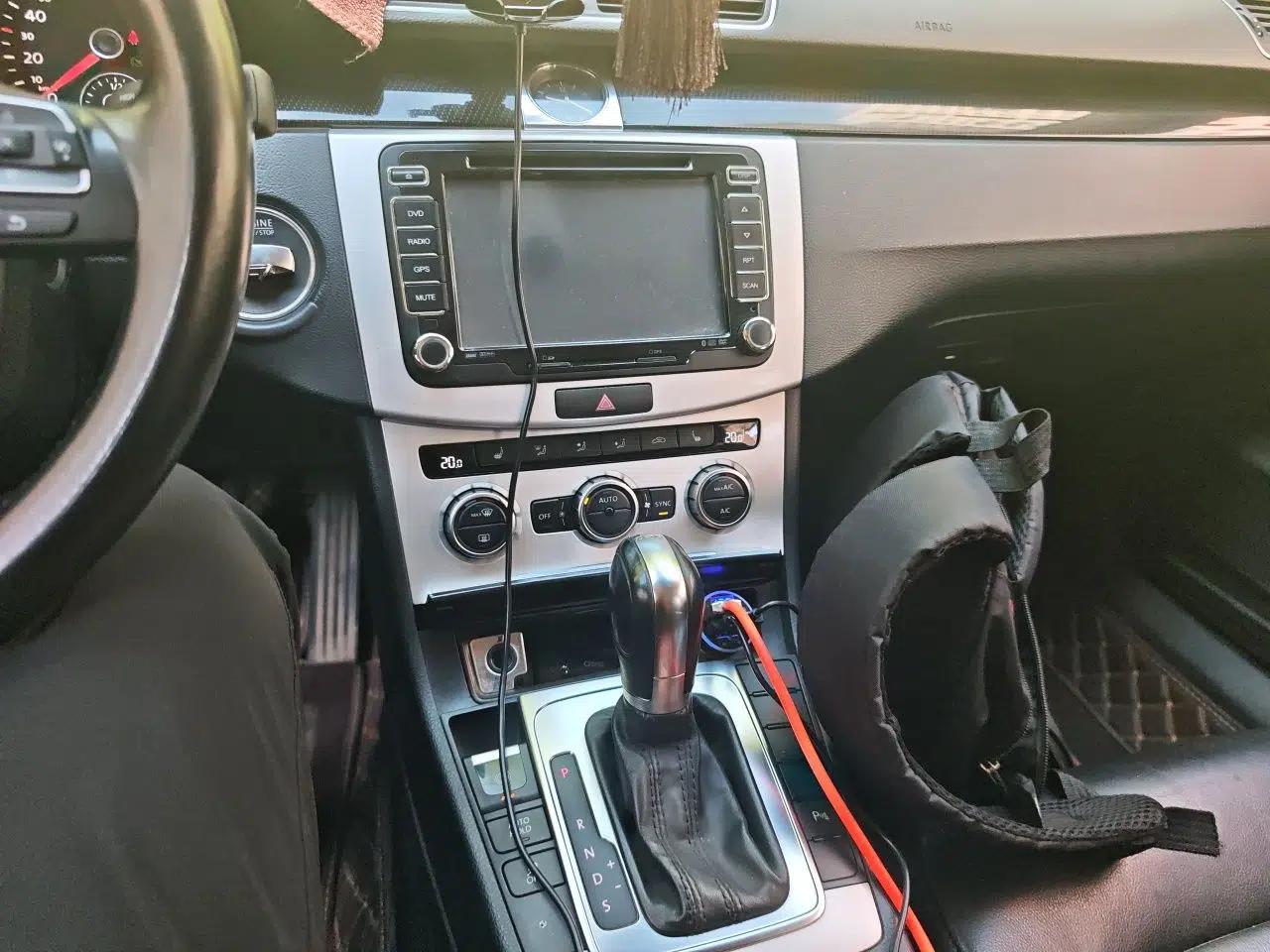 Volkswagen Magotan 2013 2.0 TSI Luxury Model — миниатюра 13