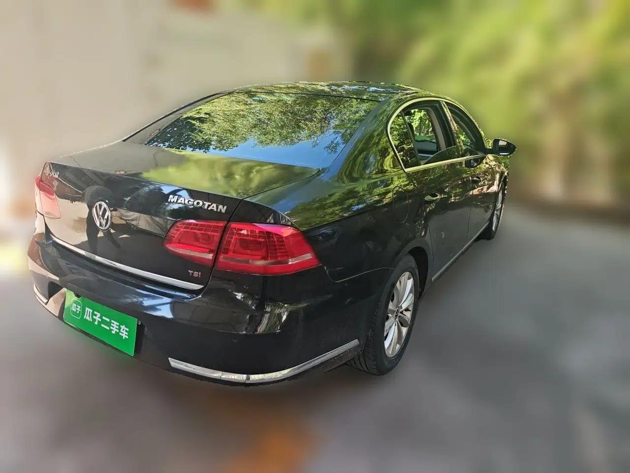 Volkswagen Magotan 2013 2.0 TSI Luxury Model — миниатюра 6