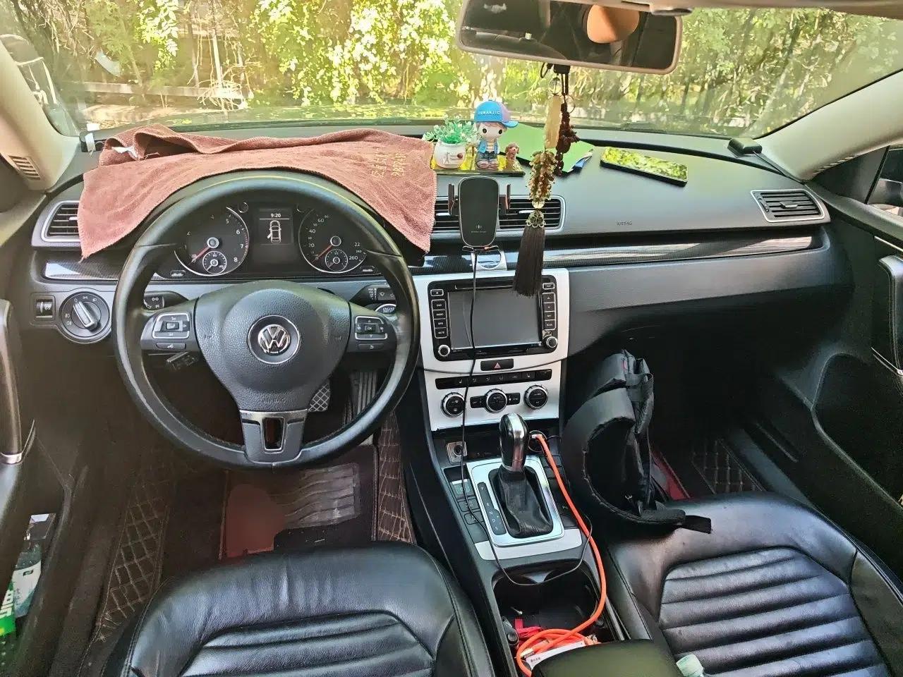 Volkswagen Magotan 2013 2.0 TSI Luxury Model — миниатюра 9