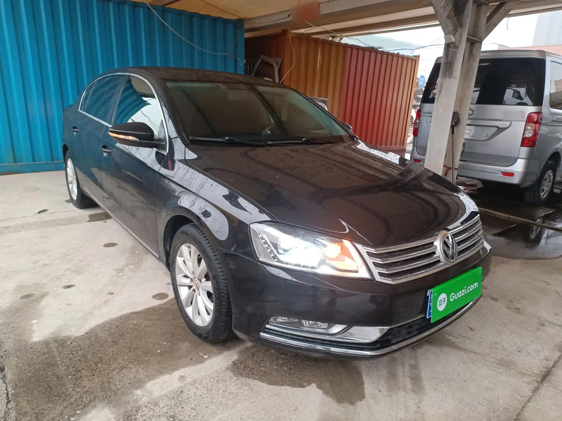 Volkswagen Magotan 2015 Facelift 1.8TSI Luxury Model — миниатюра 12
