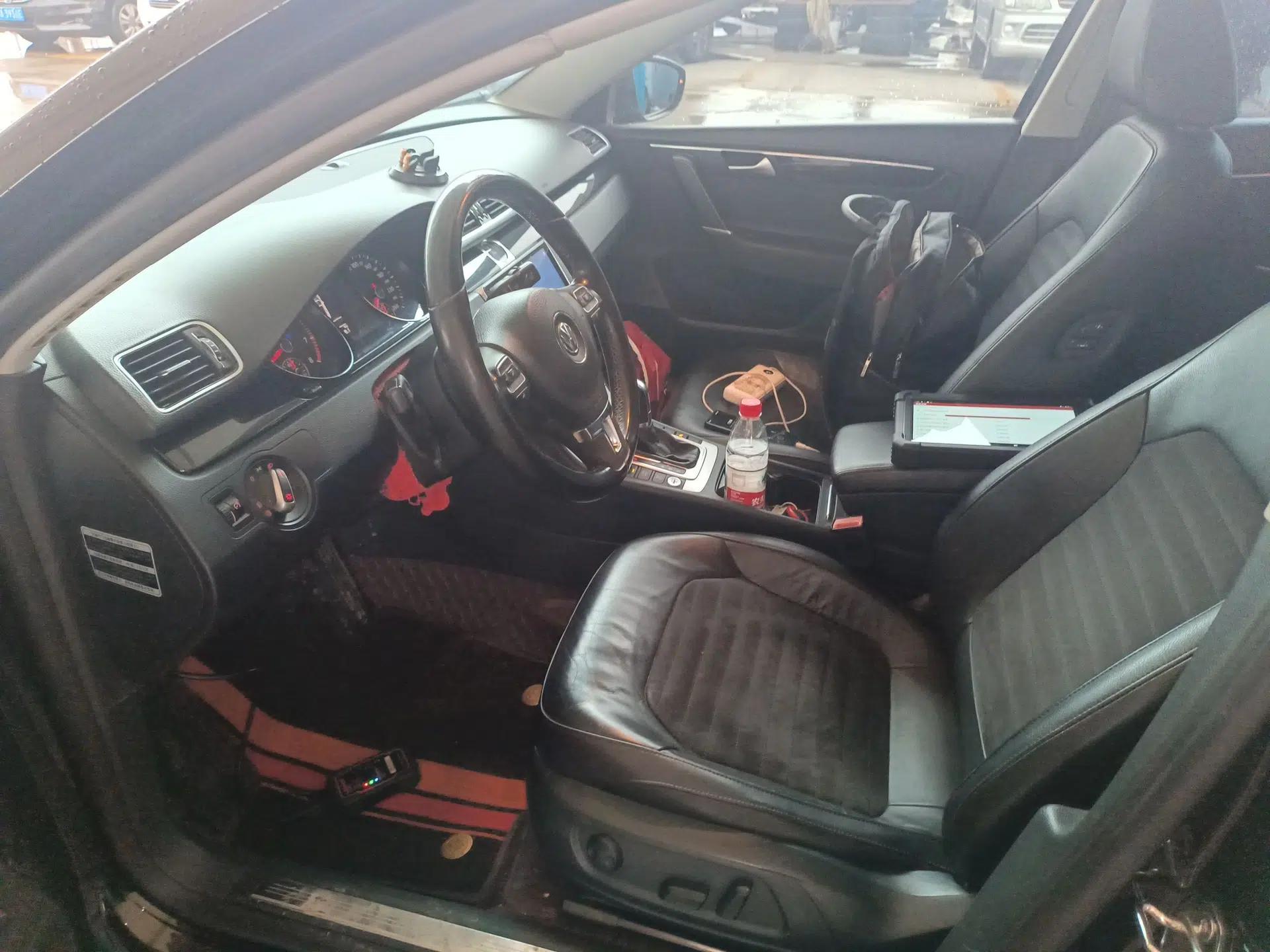 Volkswagen Magotan 2015 Facelift 1.8TSI Luxury Model — миниатюра 22