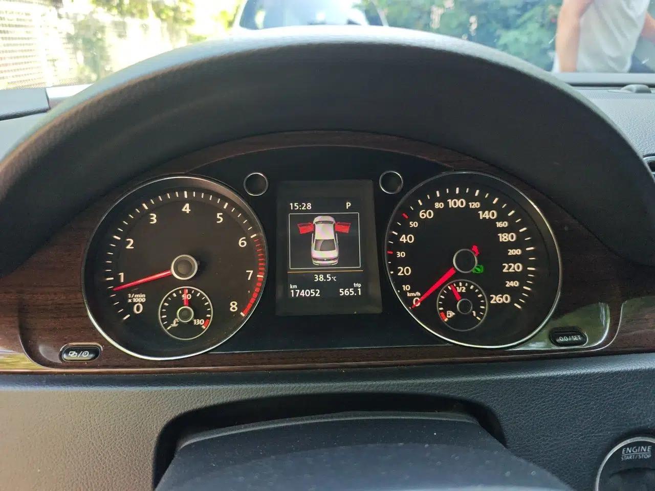 Volkswagen Magotan 2015 Revised 1.8TSI Prestige Version — миниатюра 11