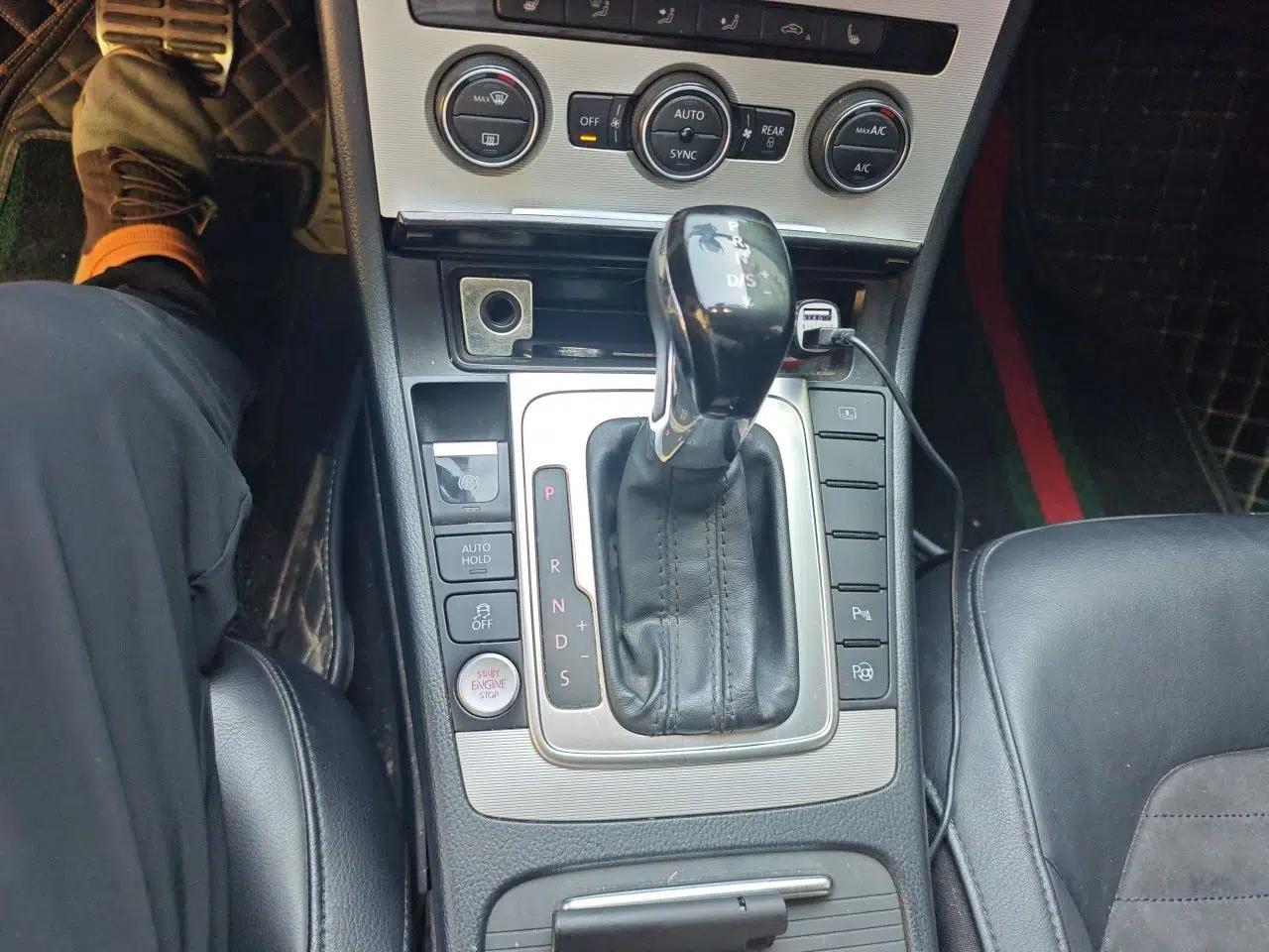 Volkswagen Magotan 2015 Revised 1.8TSI Prestige Version — миниатюра 14