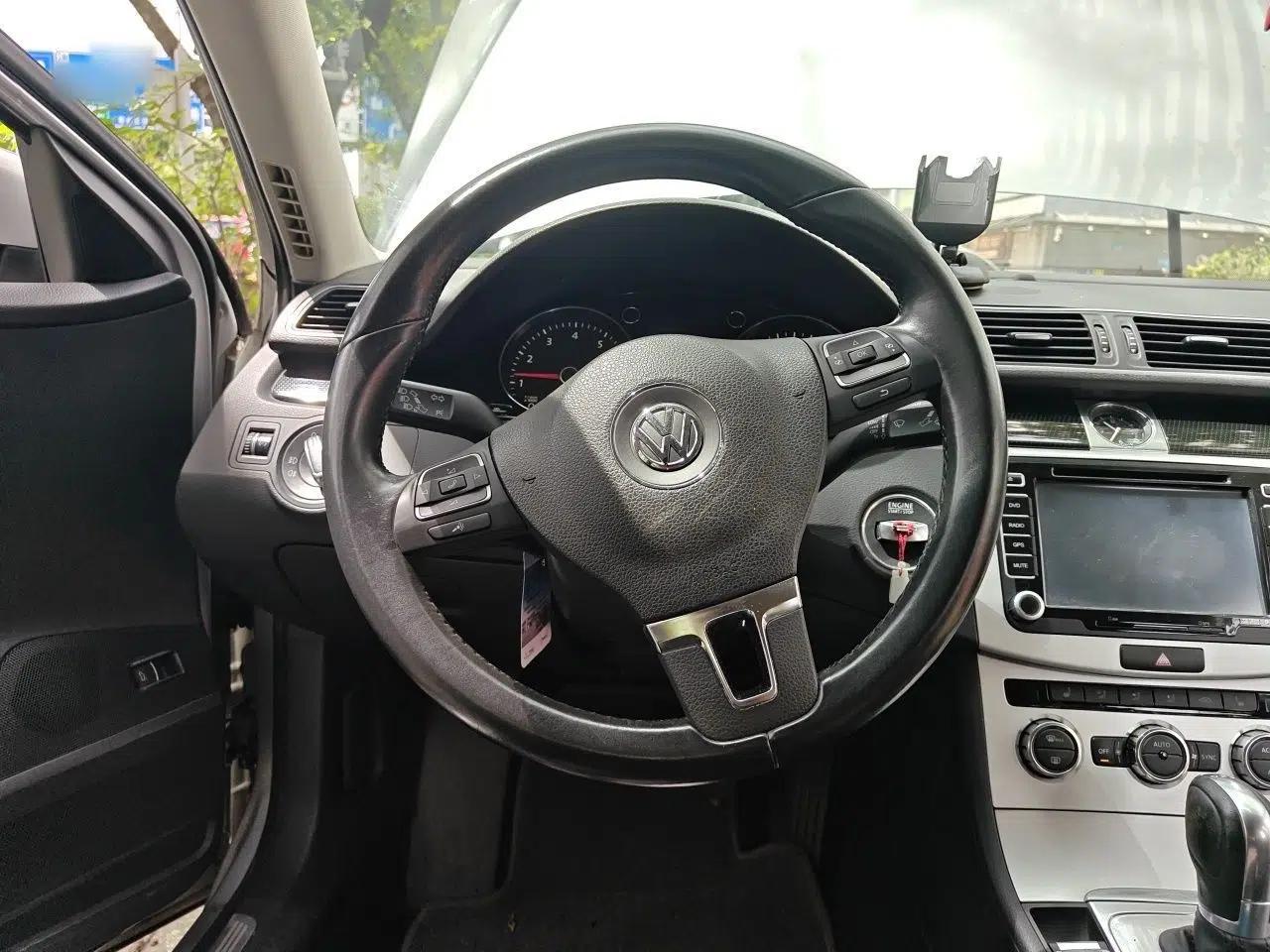 Volkswagen Magotan 2012 1.8TSI Luxury Model — миниатюра 10