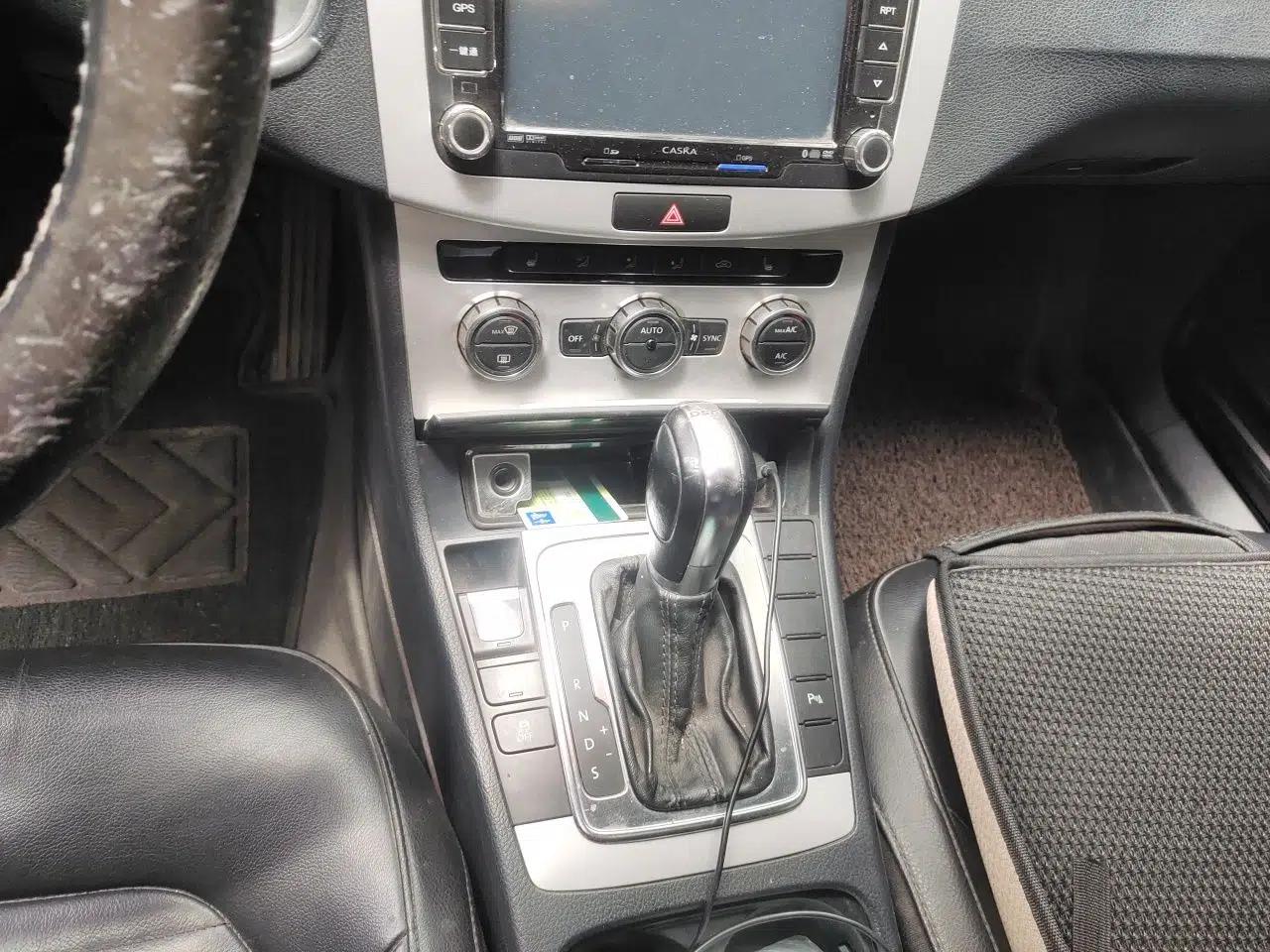 Volkswagen Magotan 2012 Revised 1.8TSI Luxury Version — миниатюра 14