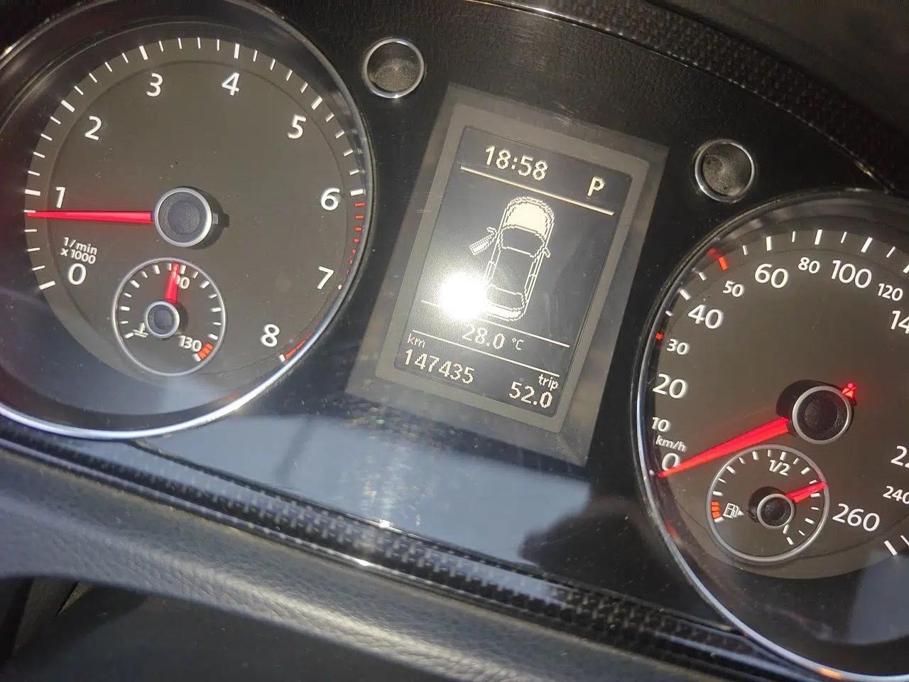 Volkswagen Magotan 2013 1.8TSI Luxury Model — миниатюра 12