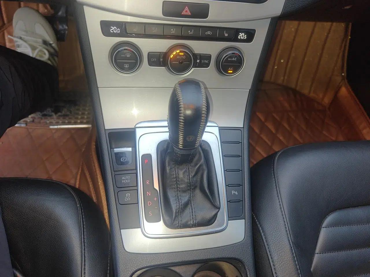 Volkswagen Magotan 2013 1.8TSI Luxury Model — миниатюра 14