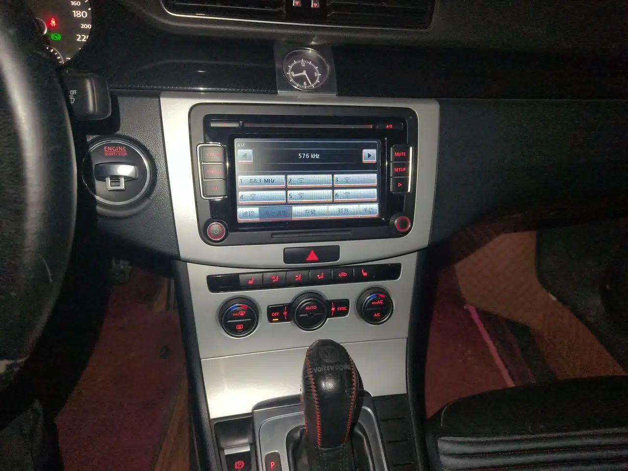 Volkswagen Magotan 2015 1.8TSI Luxury Model — миниатюра 13