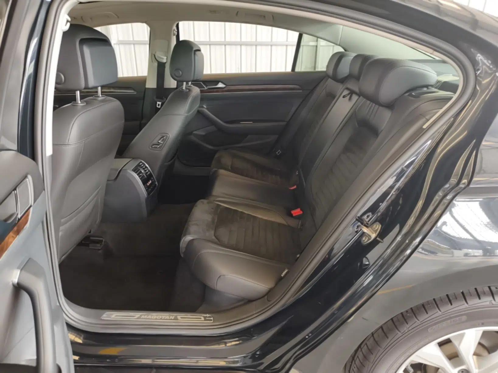 Volkswagen Magotan 2018 330TSI DSG Luxury Model — миниатюра 20